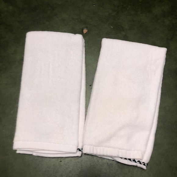 Aussino “Luck of the Irish” Hand Towels, Guest Towels x2 - Picture 8 of 9